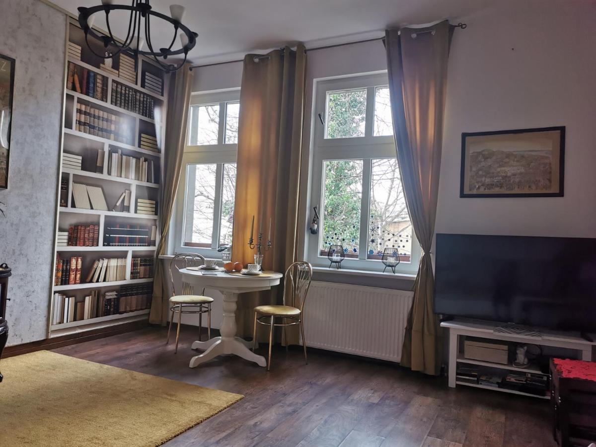 Mieszkanie Przy Plazy Apartment